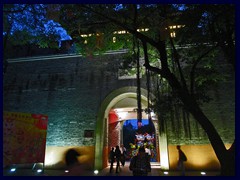 Entrance gate at Zhongshan Road.